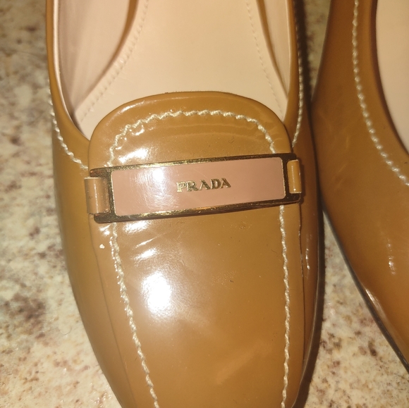Prada women's shoes sz 37.5 - Picture 5 of 5